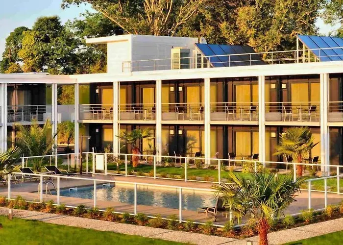 Hotel Eden Park Est, Avec Piscine